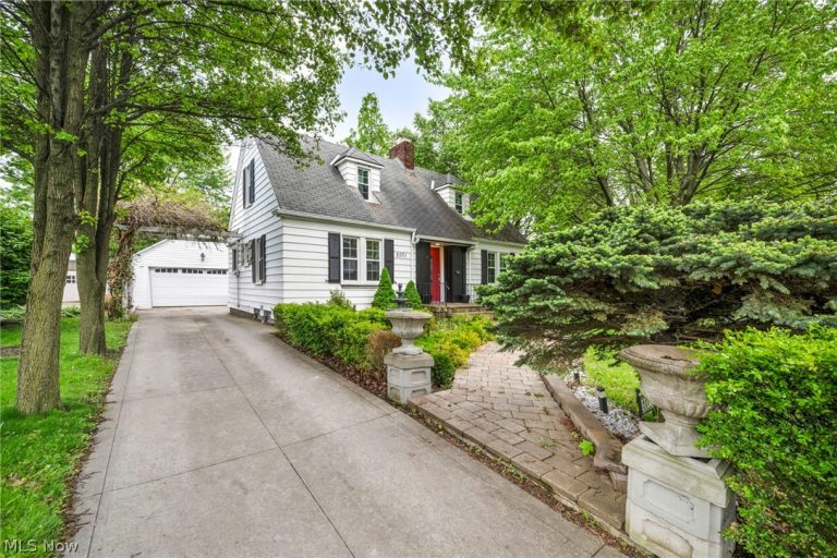 2071 Lakeview Avenue, Rocky River, OH - Photo 4