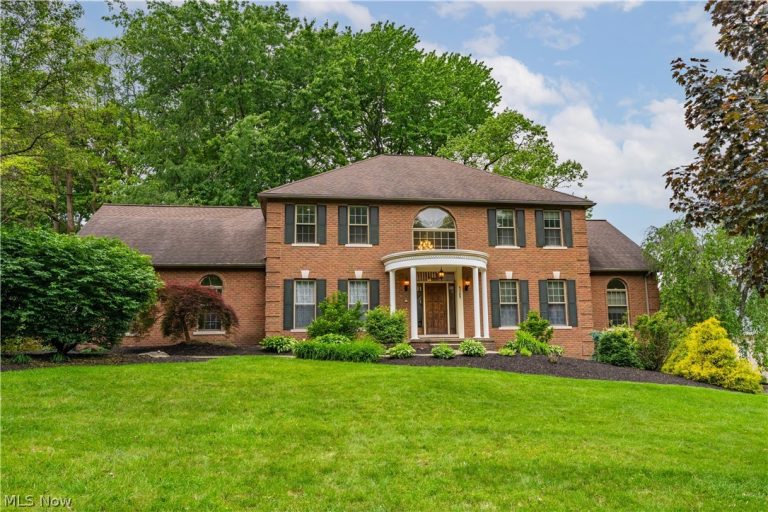 5205 Foxchase Avenue, Canton, OH, 44718
