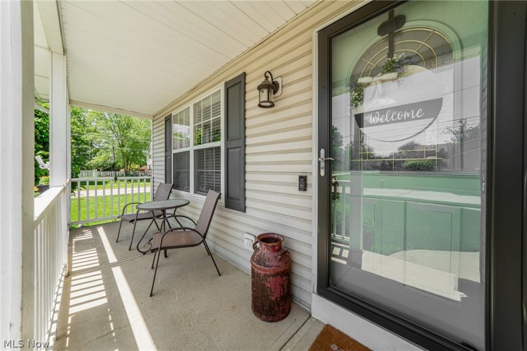 35350 Woodbine Street, North Ridgeville, OH - Photo 4