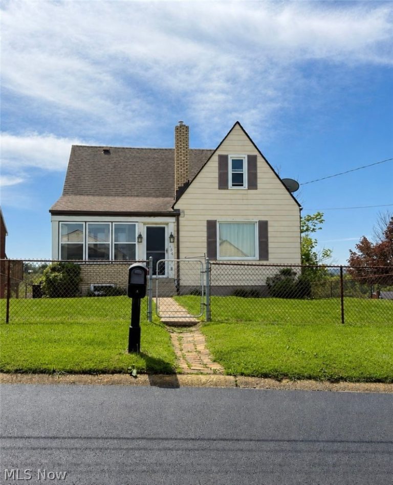 150 Owing, Weirton, WV, 26062