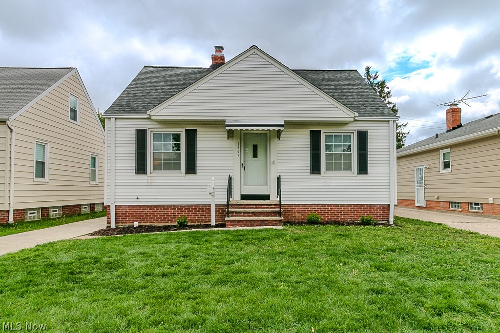 1557 Woodhurst Avenue, Mayfield Heights, OH