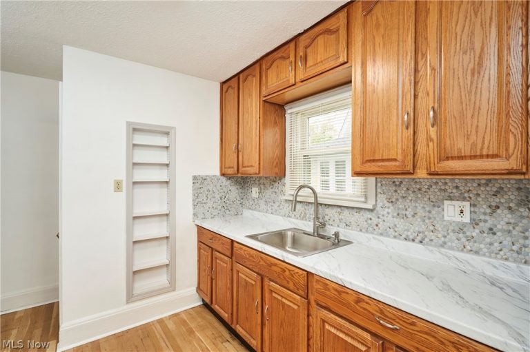 1141 Linden Avenue, Akron, OH - Photo 5