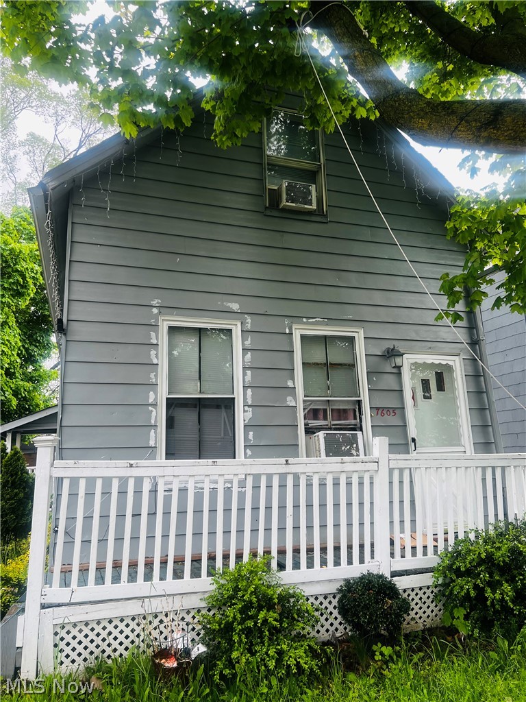 7605 Lawn Avenue, Cleveland, OH, 44102