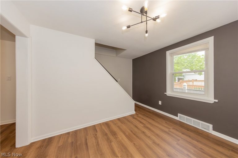 4688 173rd Street, Cleveland, OH - Photo 8