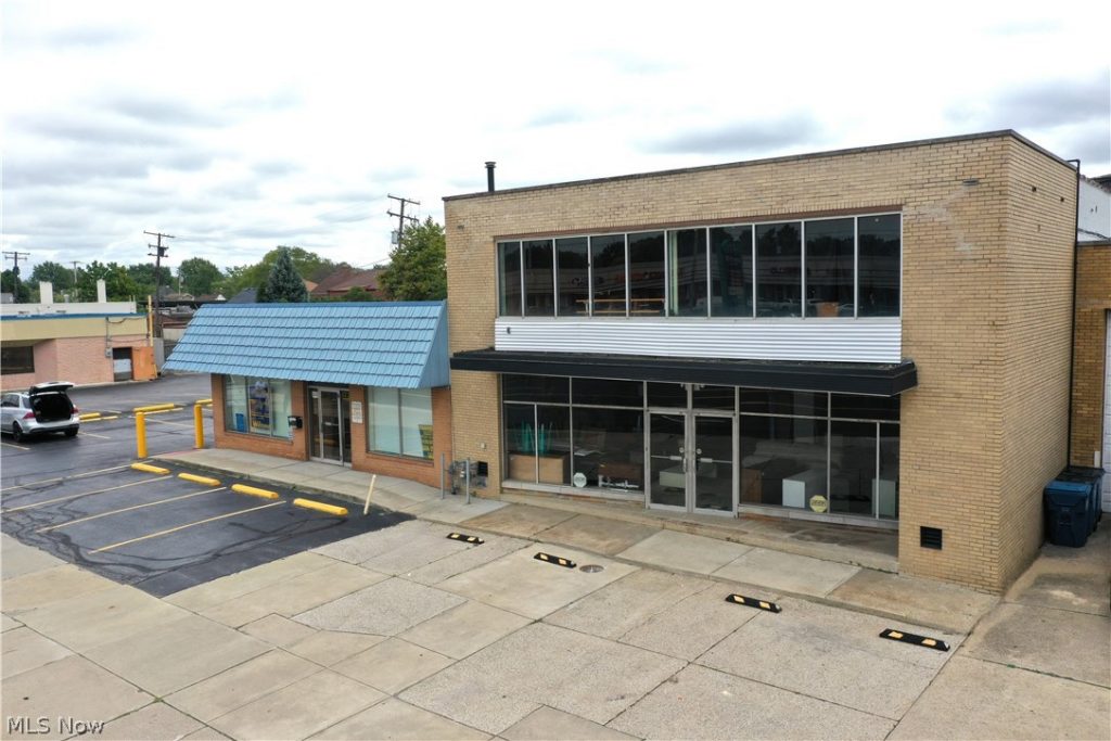 2221 Brookpark Road, Parma, OH