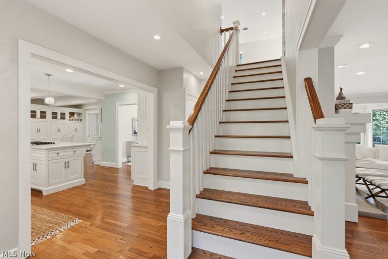 50 Park Lane, Chagrin Falls, OH - Photo 5