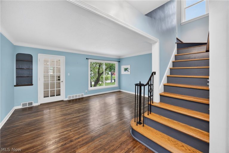 4186 Lambert Road, South Euclid, OH - Photo 6