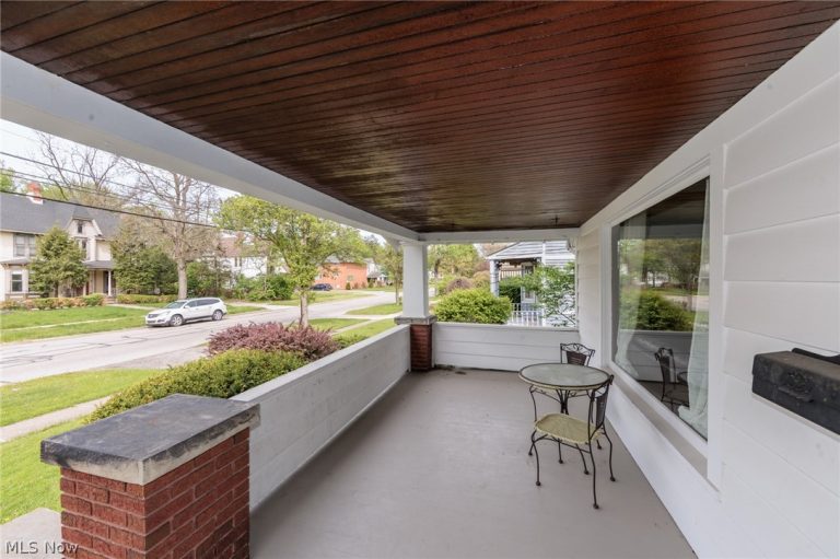 142 Bridge Street, Berea, OH - Photo 3