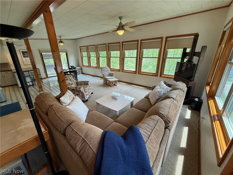 9073 Shore Drive, Mineral City, OH - Photo 2