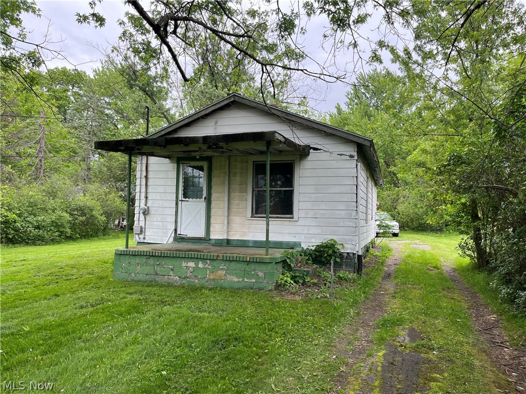 2513 Salt Springs Road, McDonald, OH