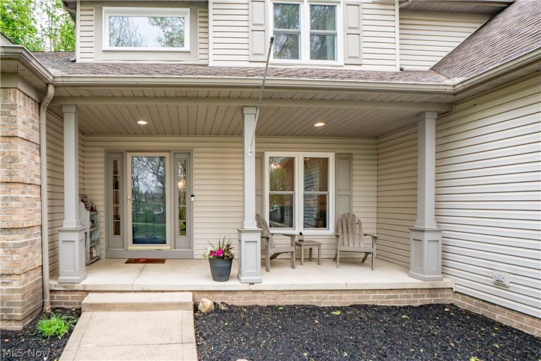 6385 Sylvian Street, North Canton, OH - Photo 4