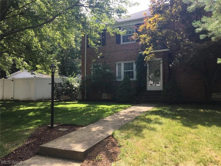 2312 Milton Road, Cleveland, OH, 44118
