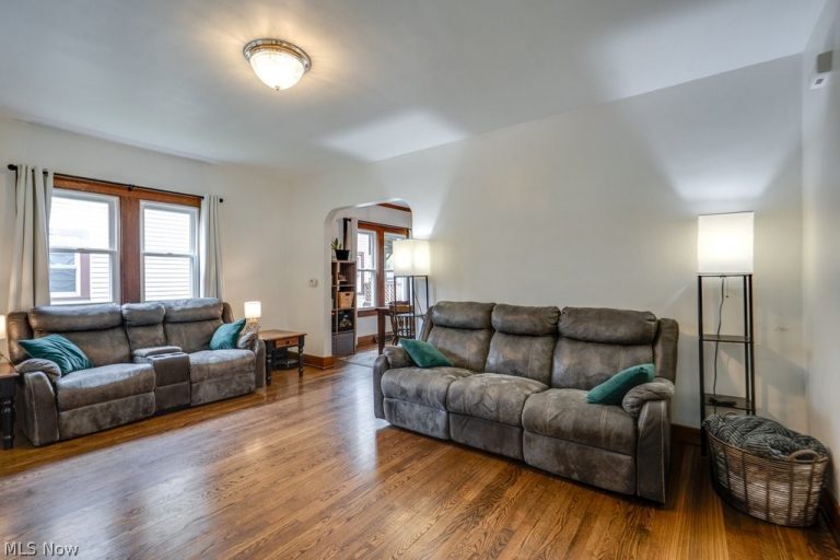 54 School Street, Millersburg, OH - Photo 4