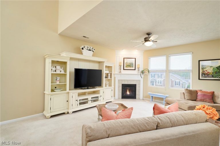 438 Turner Drive, Copley, OH - Photo 2