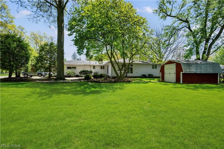 3720 Brookside Drive, Norton, OH - Photo 6