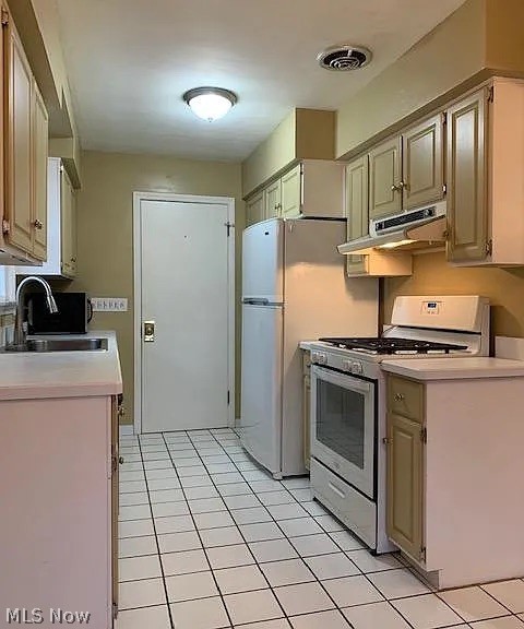 2312 Milton Road, Cleveland, OH - Photo 5