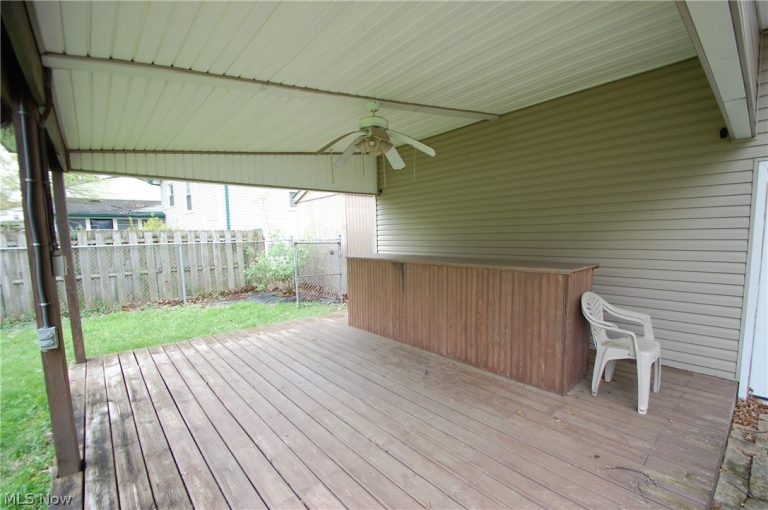 4155 Claridge Drive, Austintown, OH - Photo 6
