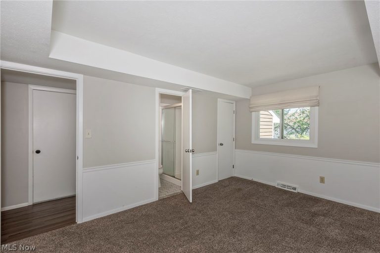 33320 Outley Park Drive, Solon, OH - Photo 5
