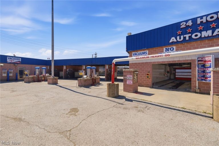 16436 Miles Avenue, Cleveland, OH, 44128