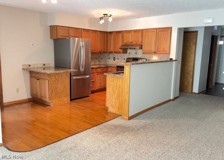 2557 Jackie Lane, Westlake, OH - Photo 8