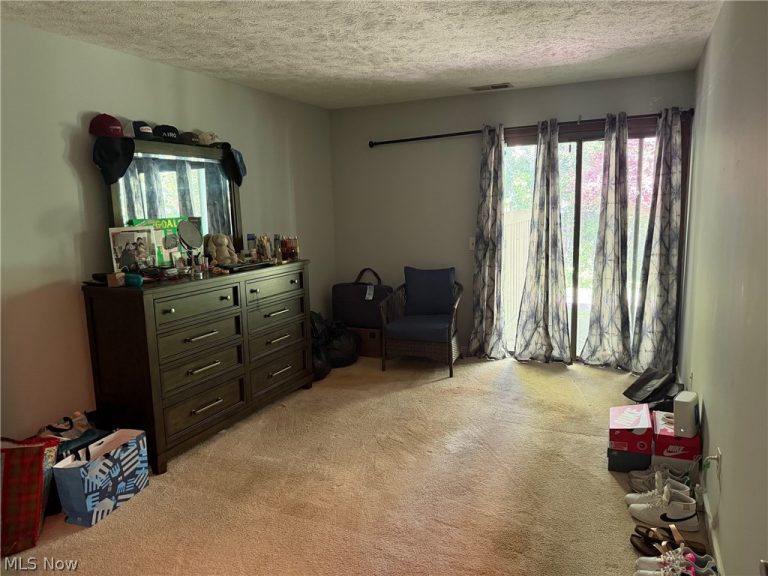 3249 Mayfield Road #13, Cleveland Heights, OH - Photo 5
