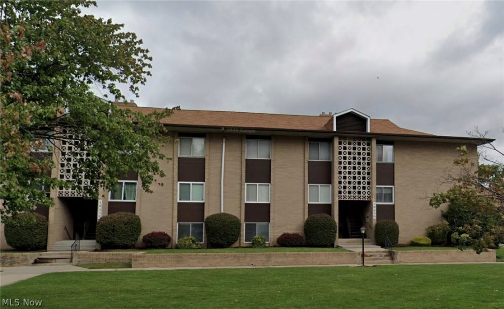 10408 Church Drive #420, Parma Heights, OH