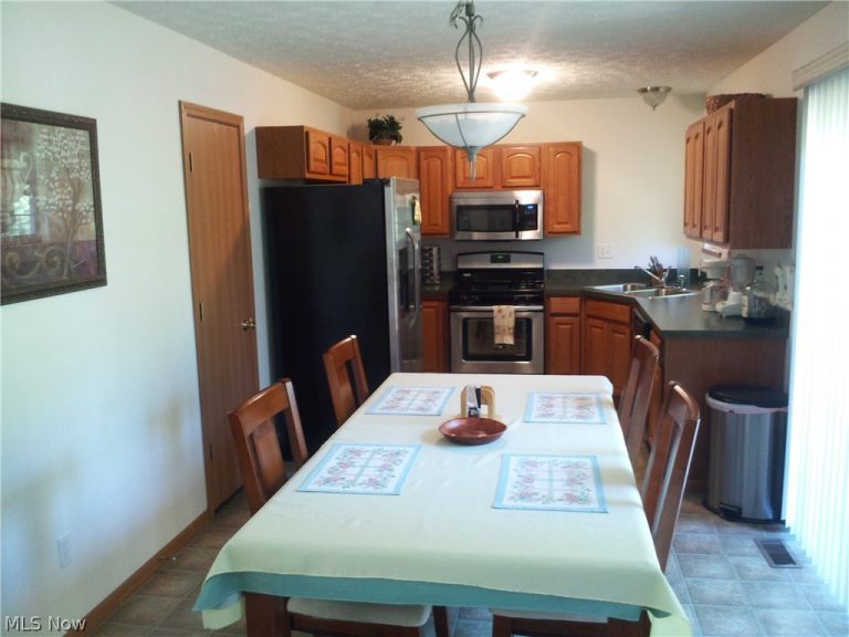 1231 Honodle Avenue, Akron, OH - Photo 5