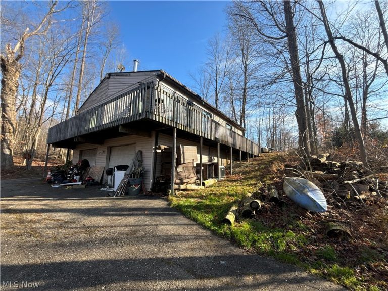 10775 Bell Road, Newbury, OH, 44065