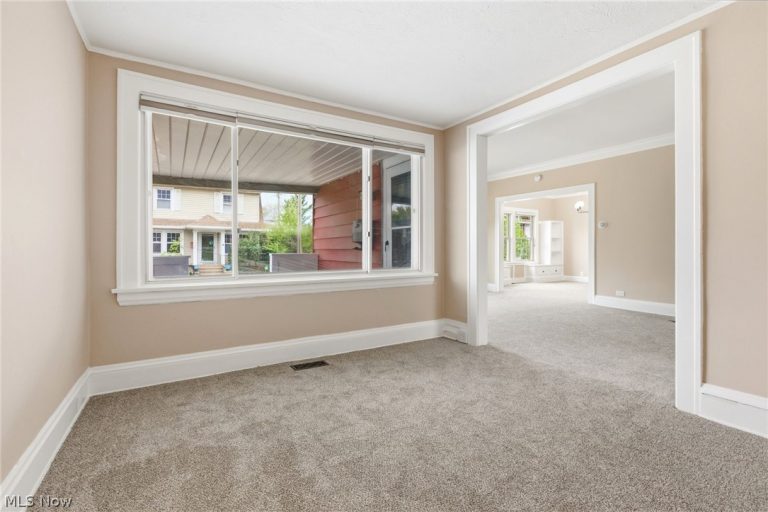1521 Blossom Park Avenue, Lakewood, OH - Photo 5