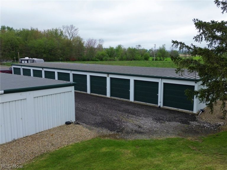563 Ohio Avenue, Rittman, OH - Photo 3