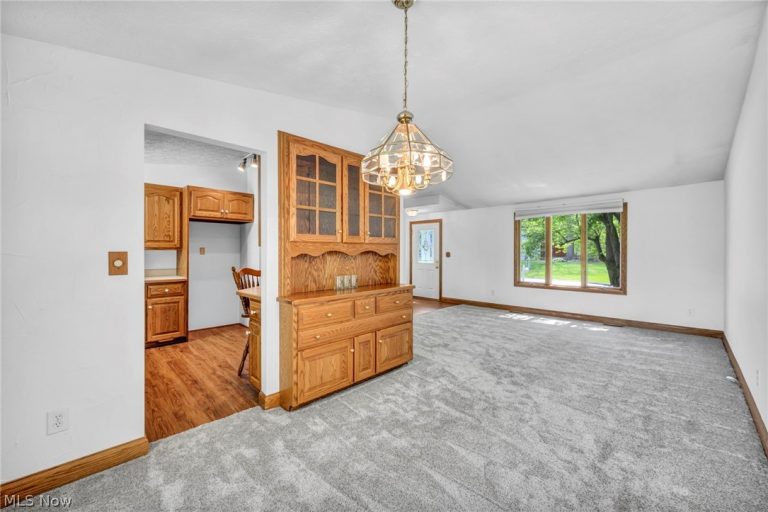 3717 Sea Ray Cove, Aurora, OH - Photo 6