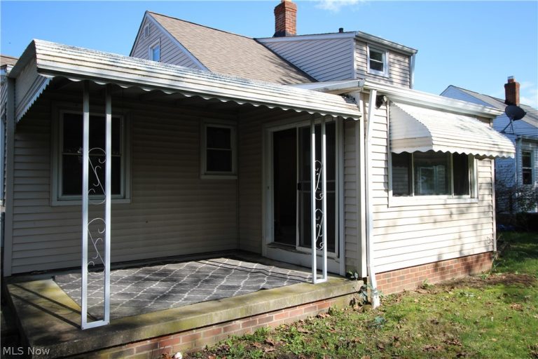 346 Walworth Avenue, Euclid, OH - Photo 3