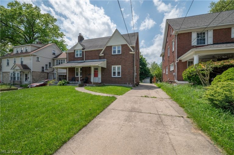 1842 Coronado Avenue, Youngstown, OH - Photo 3