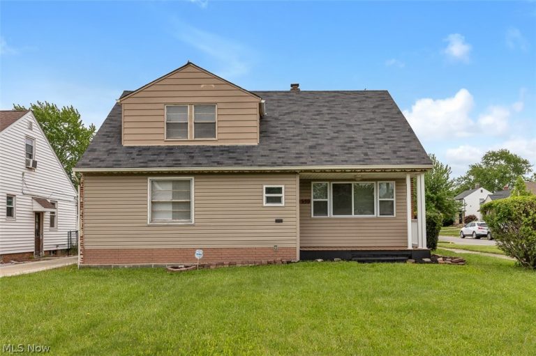 1959 Warrensville Center Road, South Euclid, OH - Photo 4