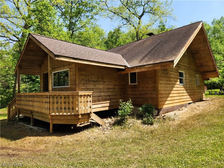 5671 River Road, Geneva, OH - Photo 3