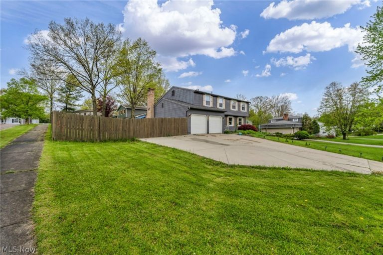 498 Bath Hills Boulevard, Akron, OH - Photo 5