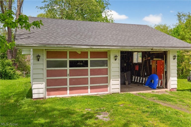 46760 Y & O Road, East Liverpool, OH - Photo 8