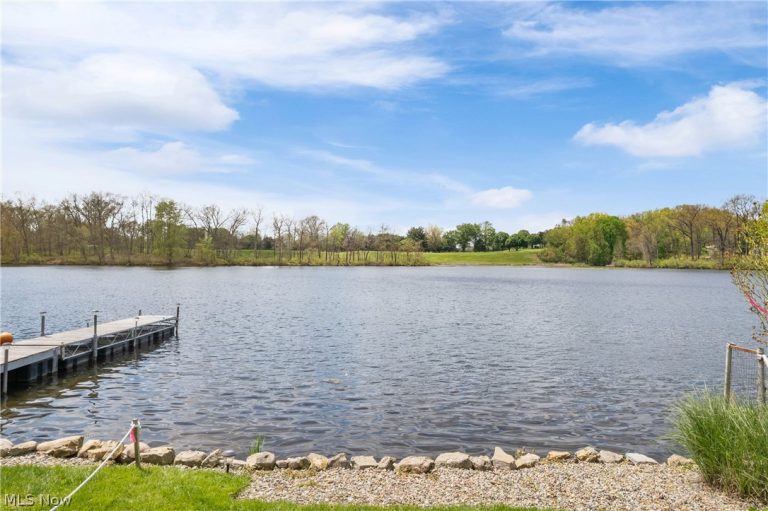 3870 Main Street, Green, OH, 44319