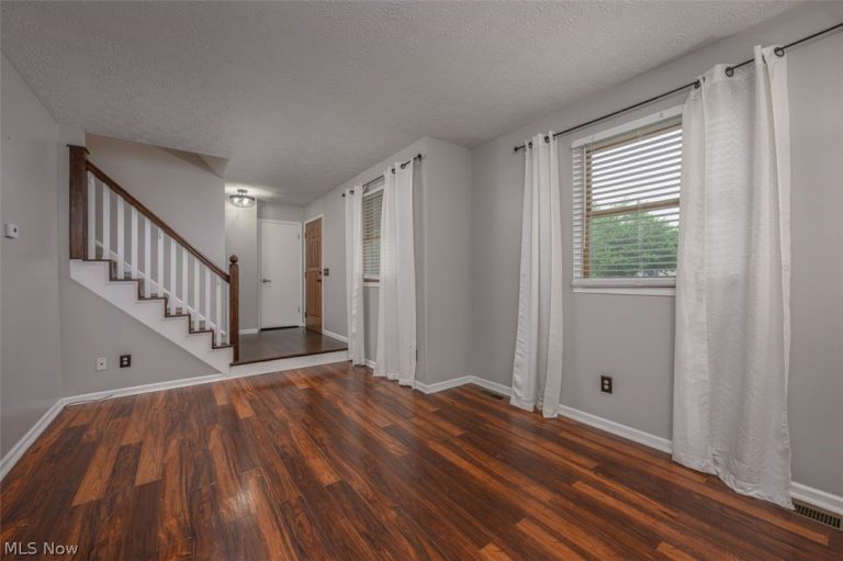 6169 Shipslanding Avenue, Canton, OH - Photo 5
