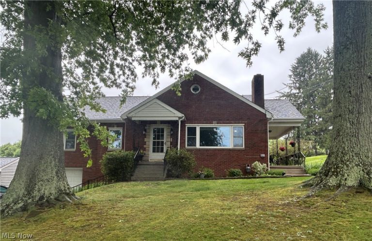 105 Rand Avenue, St Clairsville, OH, 43950