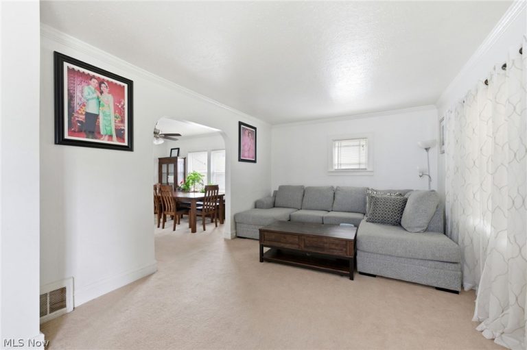 3497 129th Street, Cleveland, OH - Photo 4