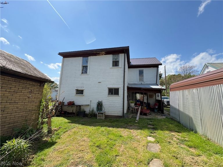 204 Fourth Street, Woodsfield, OH - Photo 4