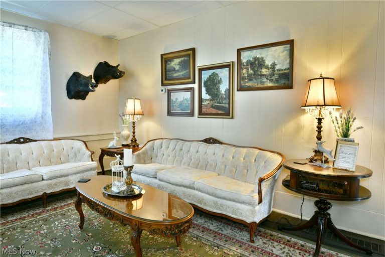 315 Park Avenue, Niles, OH - Photo 5