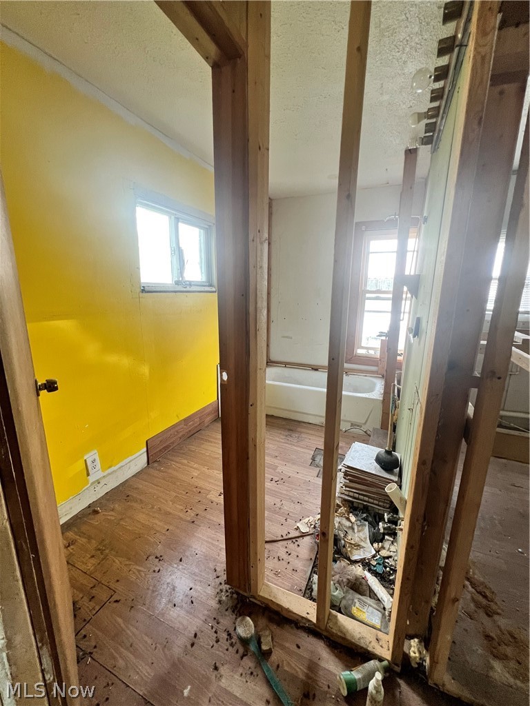 996 Burkhardt Avenue, Akron, OH - Photo 8