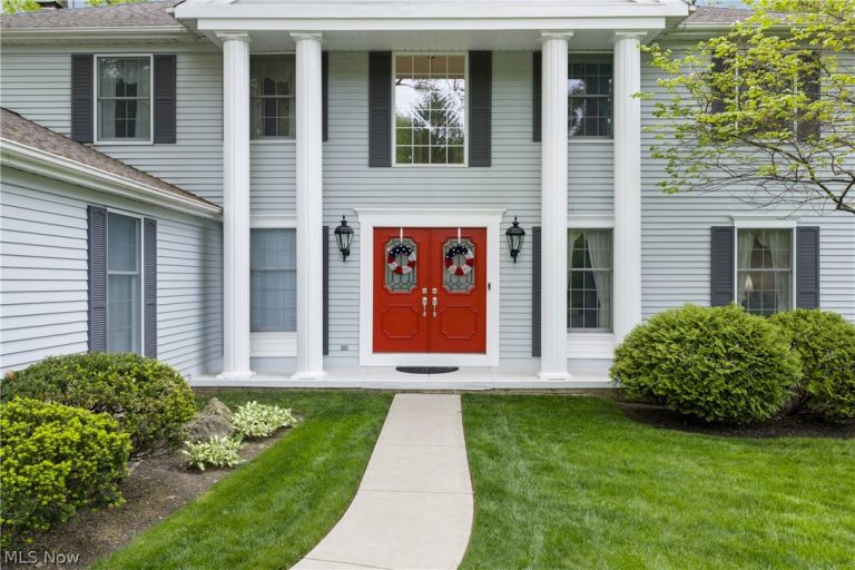 2180 Macon Court, Westlake, OH - Photo 3