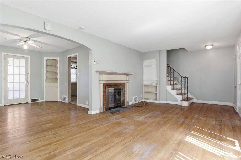 1980 Idlehurst Drive, Euclid, OH - Photo 3