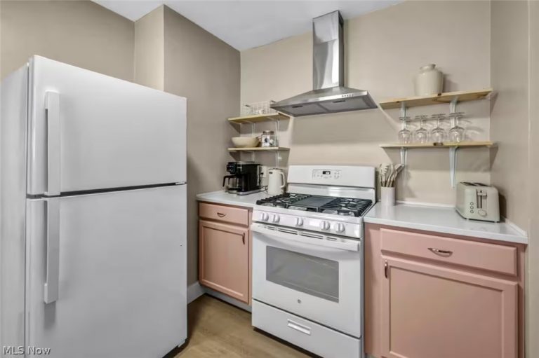 3297 131st Street, Cleveland, OH - Photo 5