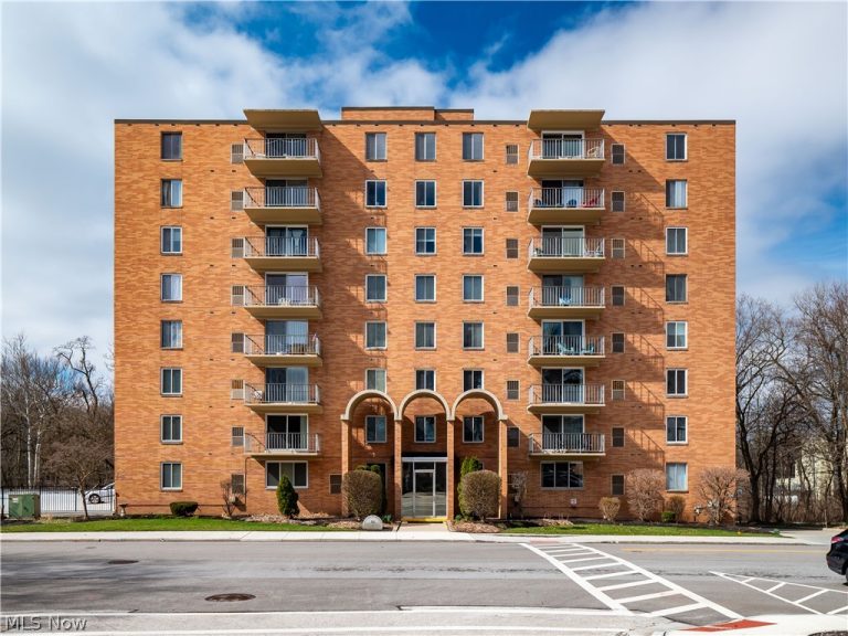 50 Rocky River Drive #705, Berea, OH, 44017
