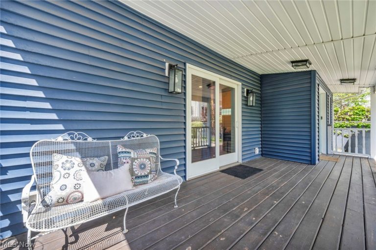 6008 Clinton Avenue, Cleveland, OH - Photo 5