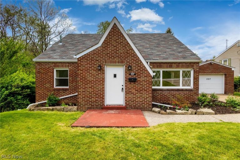 227 Norris Street, Steubenville, OH - Photo 3